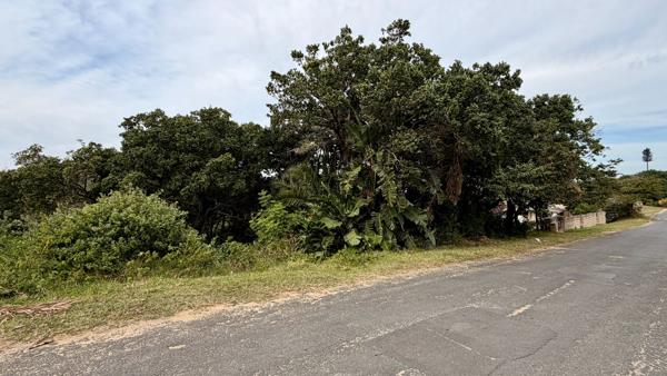 1 055 m² Land