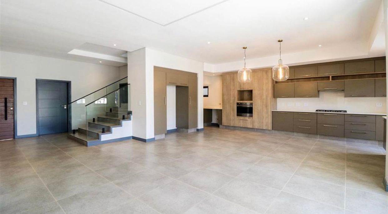 3 Bedroom Cluster in Bryanston