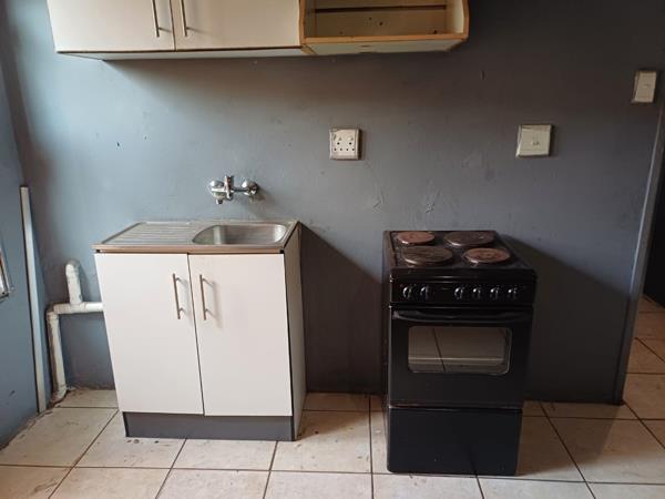 1 Bedroom House