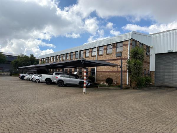 1 700 m² Industrial space