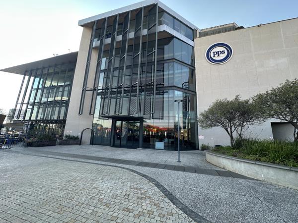 11 400 m² Commercial space