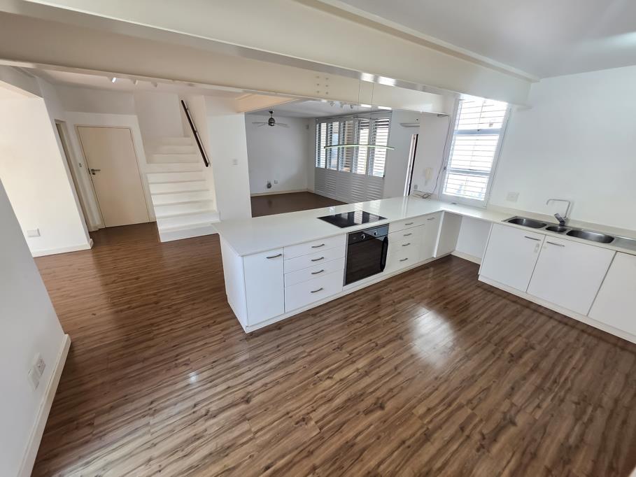 4 Bedroom Townhouse