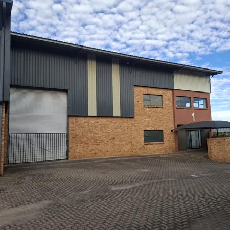 470 m² Industrial space
