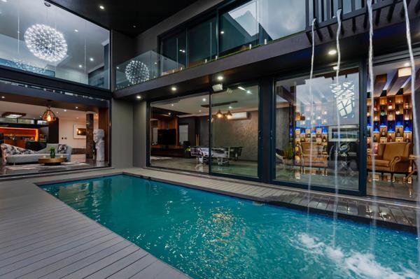 5 Bedroom House