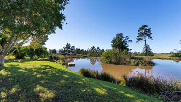 10.2 ha Farm