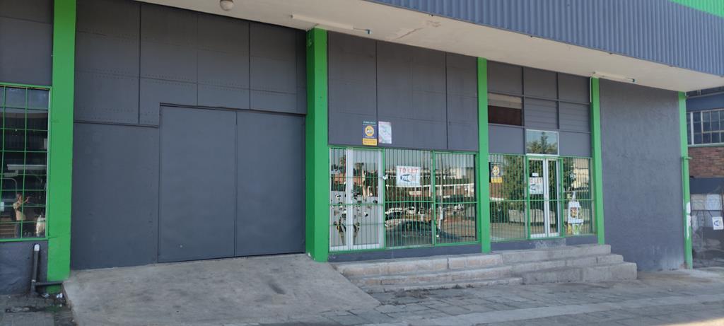 120 m² Commercial space