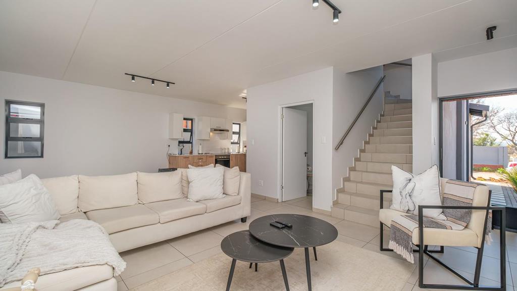4 Bedroom Townhouse