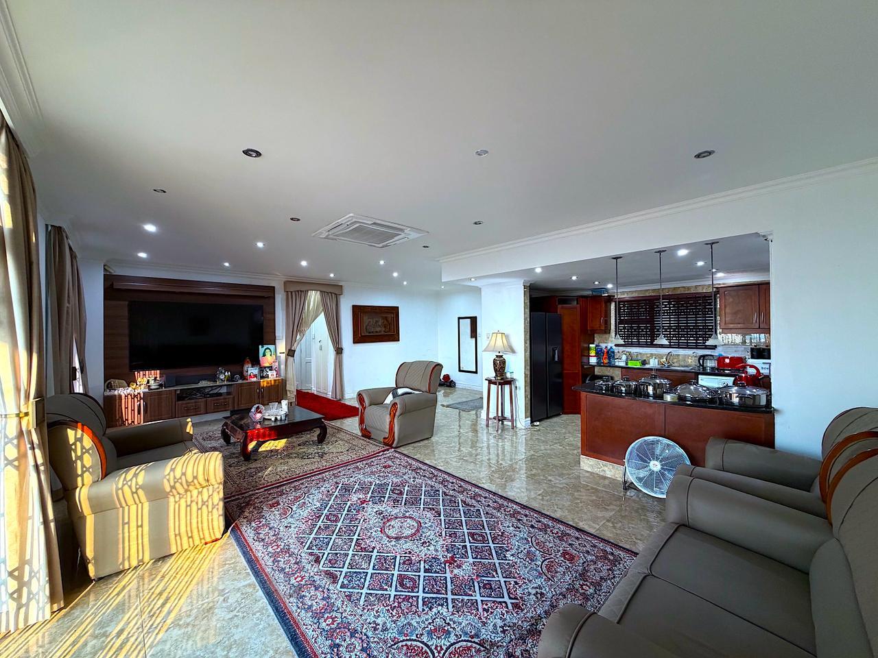 Apartment in Point Waterfront - View 5