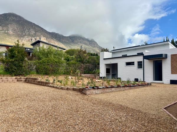 2 Bedroom House