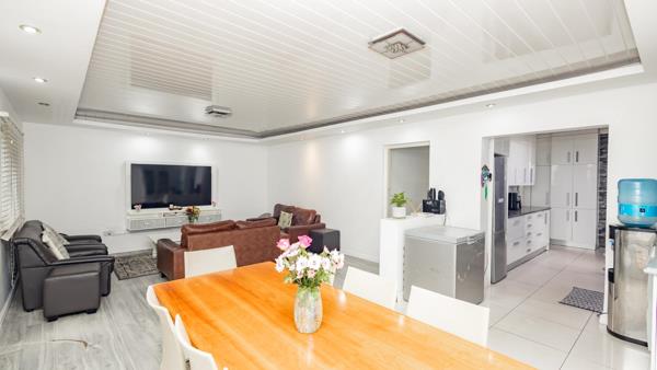 11 Bedroom House
