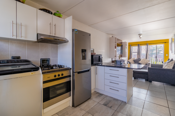 2 Bedroom Apartment