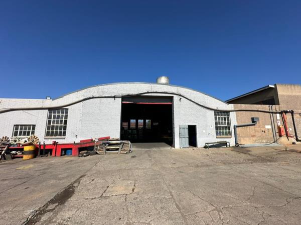 2 008 m² Industrial space