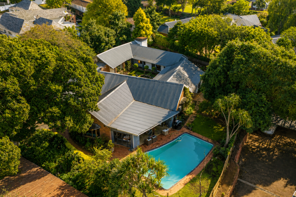 5 Bedroom House