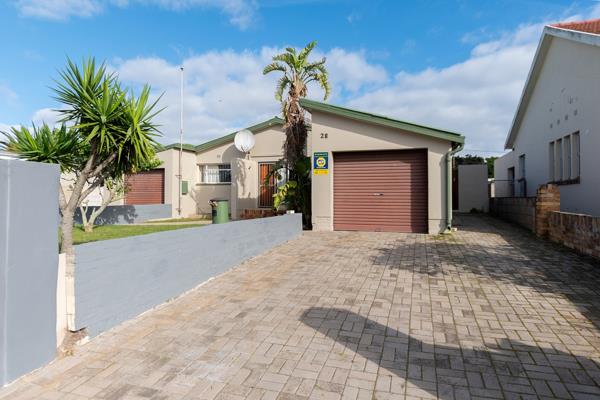6 Bedroom House