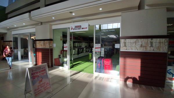 100 m² Commercial space