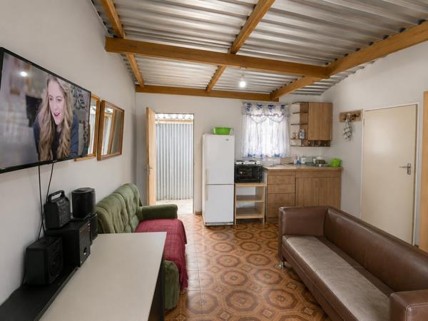 1 Bedroom House