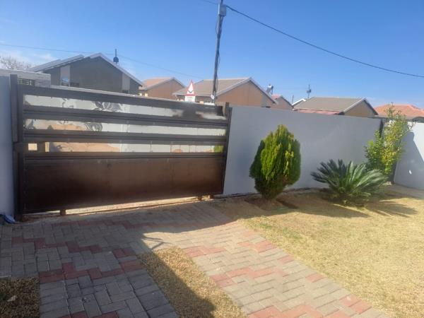 2 Bedroom House