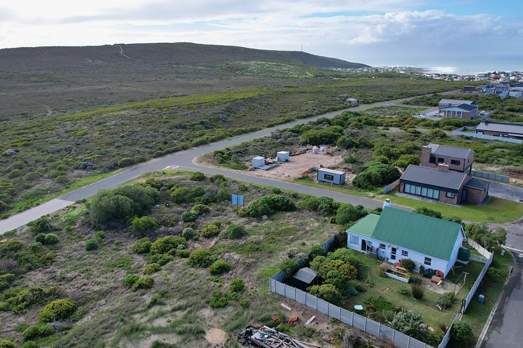 640 m² Land