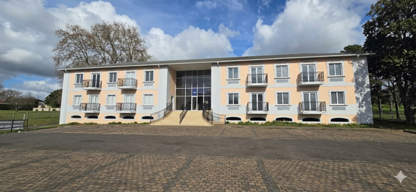 1 640 m² Office Space