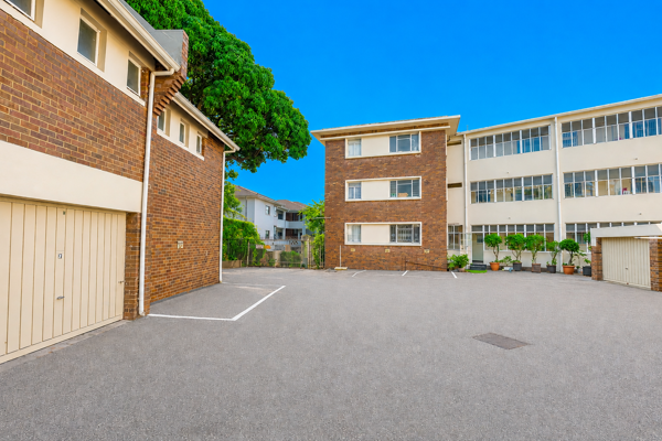 1.5 Bedroom Apartment
