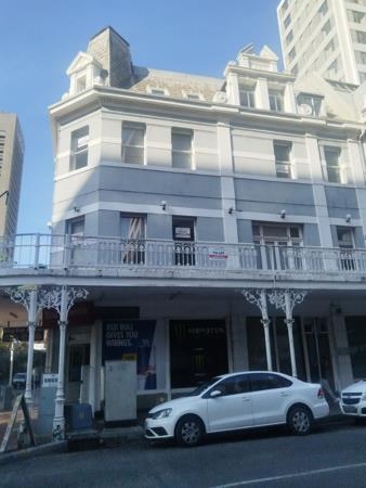 211 m² Office Space