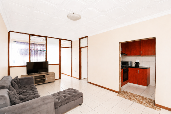 1.5 Bedroom Apartment