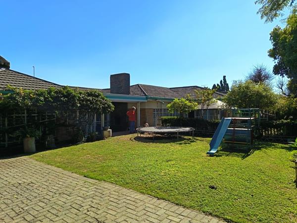 5 Bedroom House