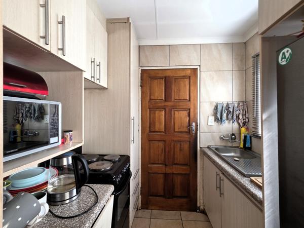 2 Bedroom House