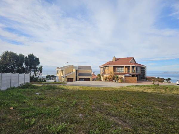 648 m² Land