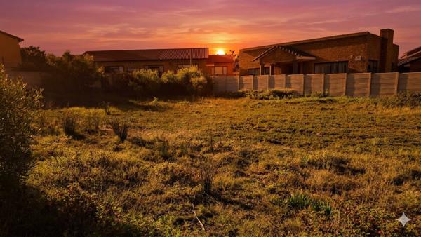 648 m² Land