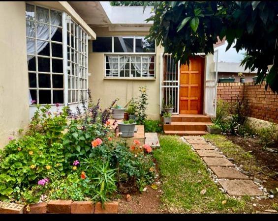 1 Bedroom Garden Cottage