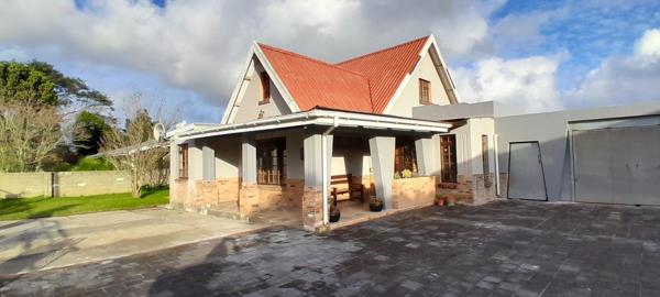5 Bedroom House
