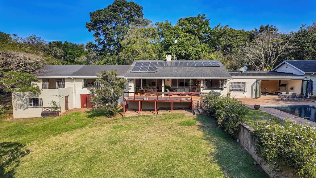 8 568 m² Farm with House
