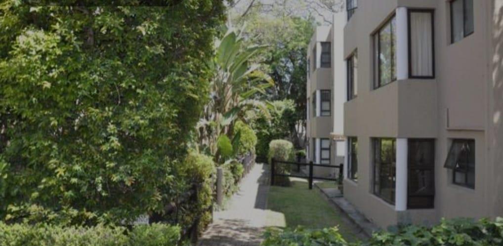 1 Bedroom Apartment in Parktown