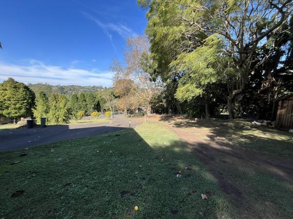 2 074 m² Land