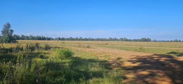 9 500 m² Land