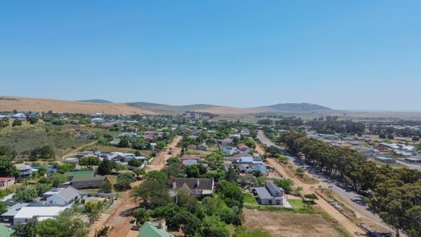 805 m² Land