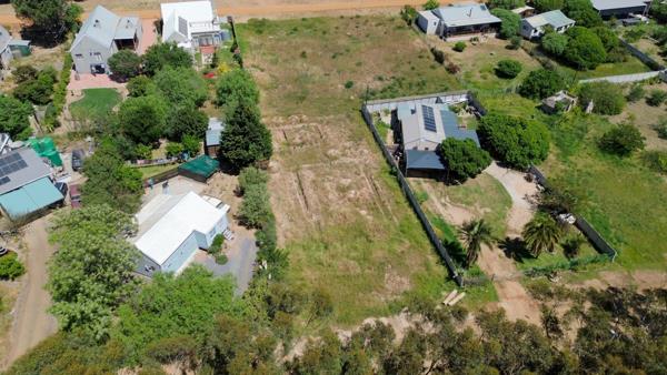 805 m² Land