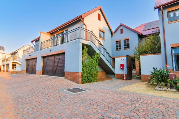 4 Bedroom Townhouse