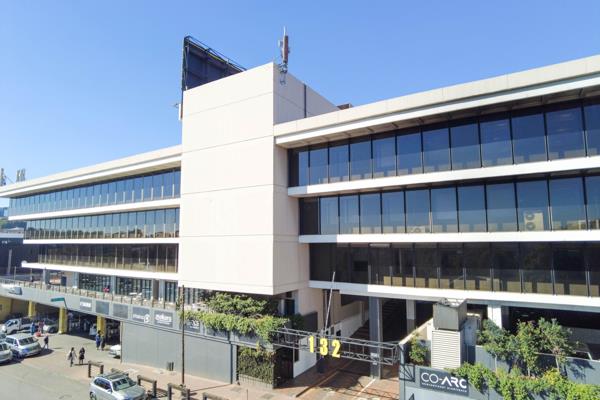 2 000 m² Commercial space