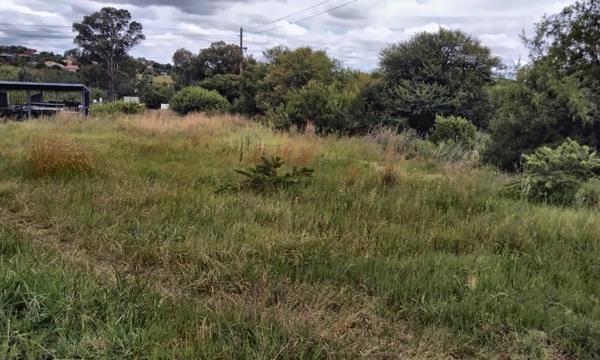 1 000 m² Land