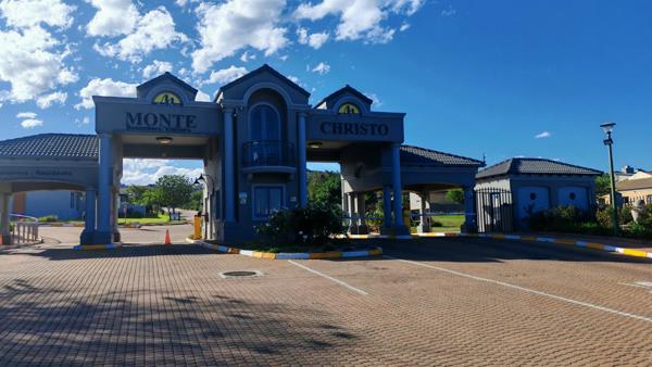 807 m² Land