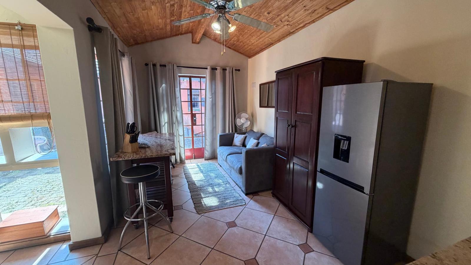 1 Bedroom Garden Cottage in Wendywood