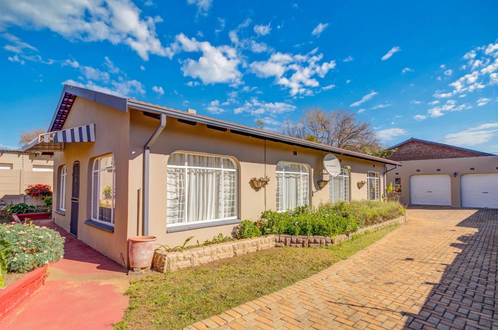 2 Bedroom House