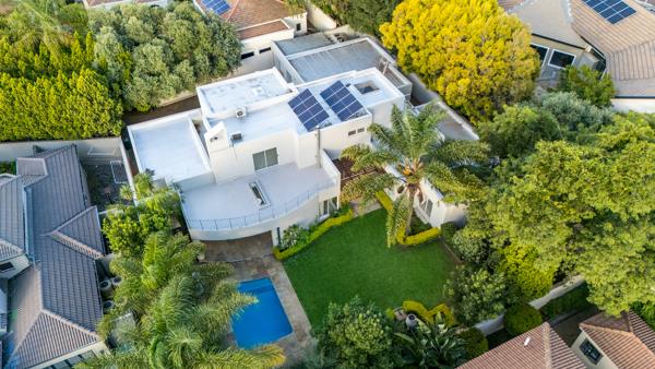 6 Bedroom House