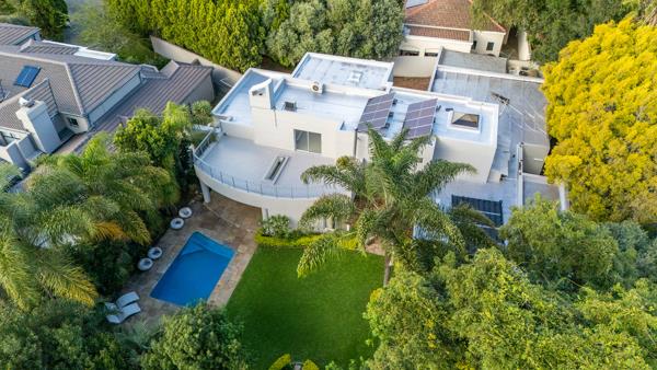 6 Bedroom House