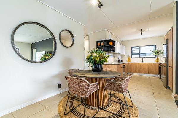 3 Bedroom Apartment in Mooikloof Equestrian Estate