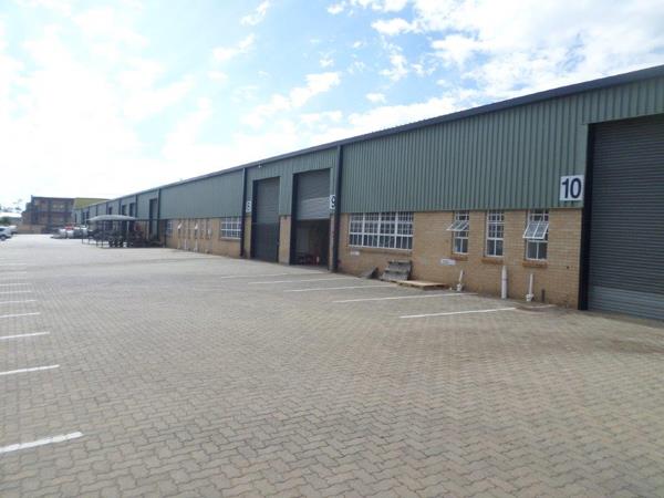555 m² Industrial space