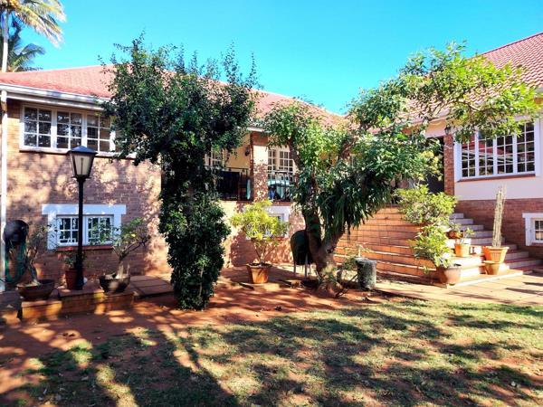 6 Bedroom House