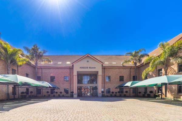 390 m² Commercial space